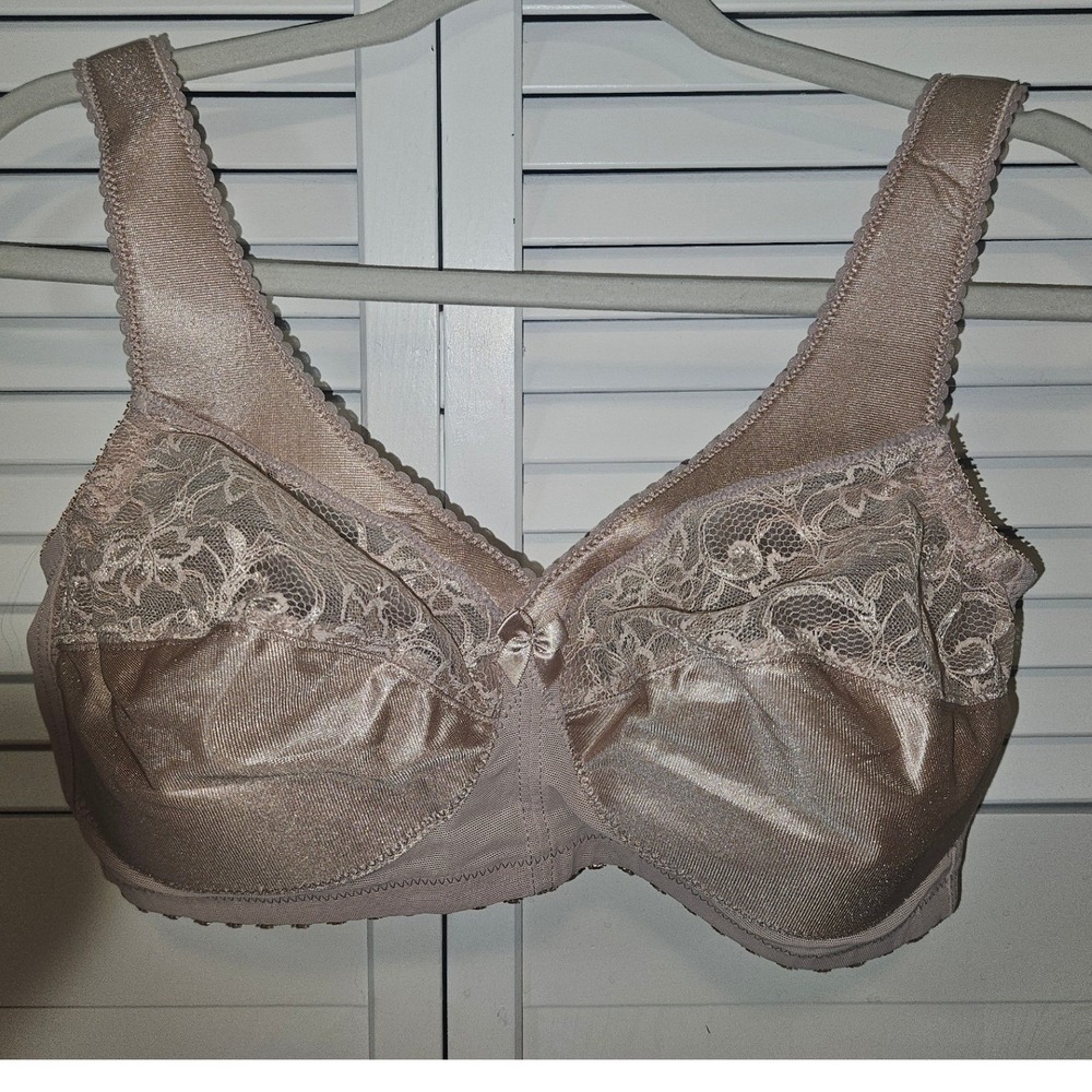 Glamorise‎ MagicLift Full Figure Wireless Support Bra 1000 Taupe Nude 38D Lace